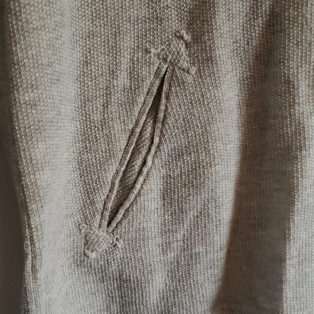 Sweater - Picture 3 of 4